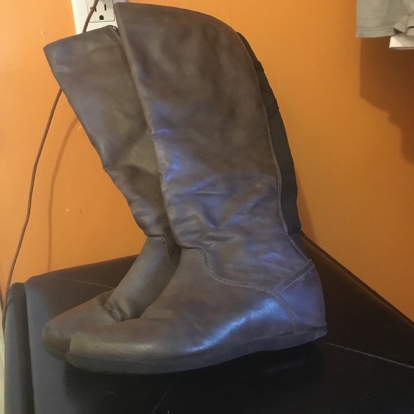 Cougar boots - Picture 1 of 3